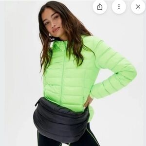 Aritzia TNA • Botanie Packable Puffer Jacket • Size XS